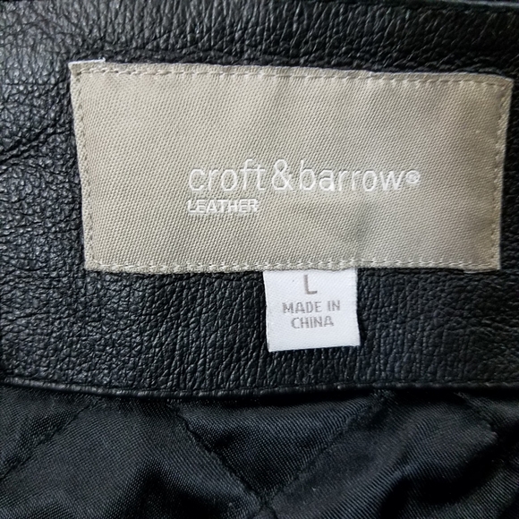 Coft & Barrow black leather winter jacket with removable faux fur trimmed hood. - Picture 9 of 13